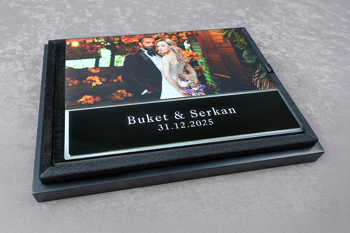 Cam detaylı kişiye özel fotoğraf albümü